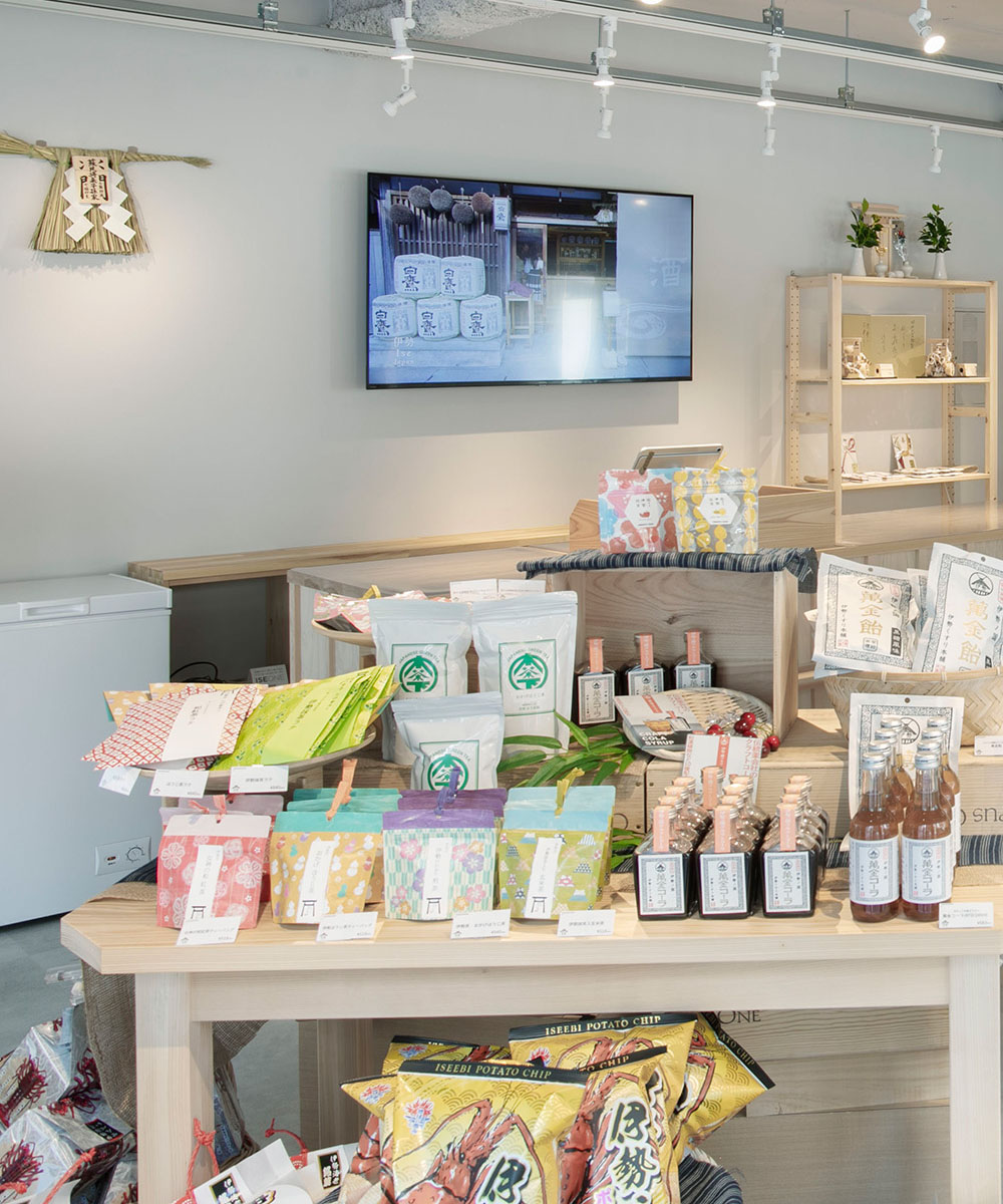 ISEMISE店内